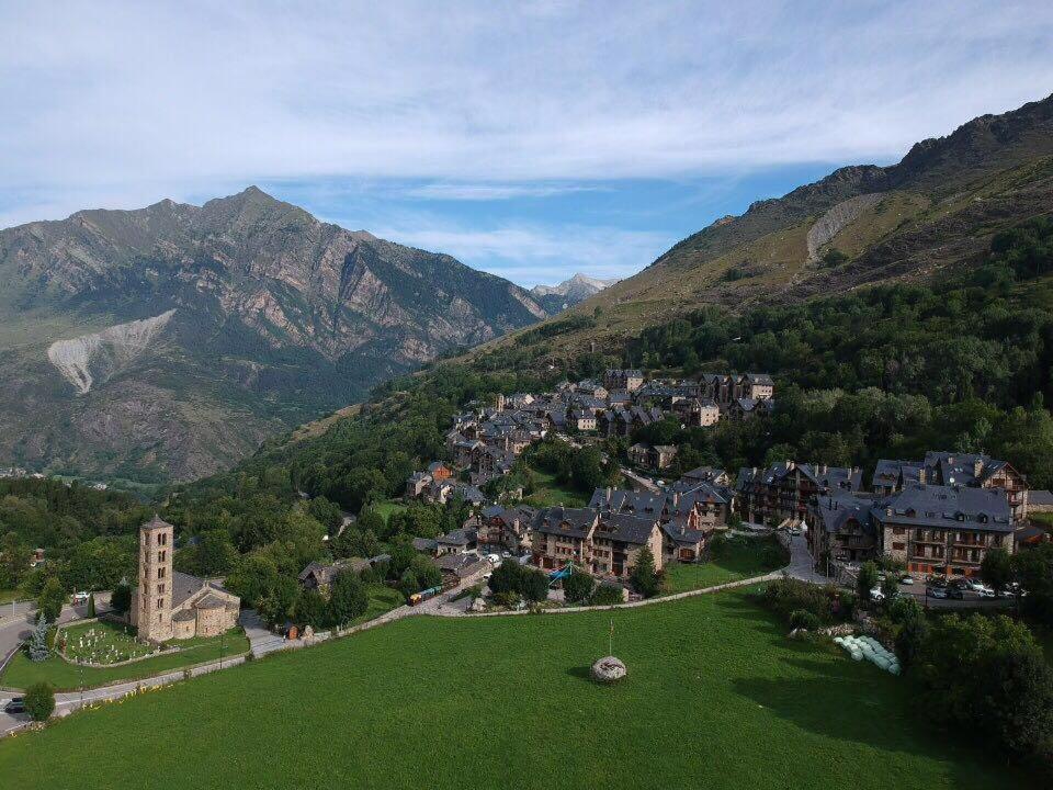 Apartamento con terraza y vistas panorámicas en Taüll Taull Exterior foto
